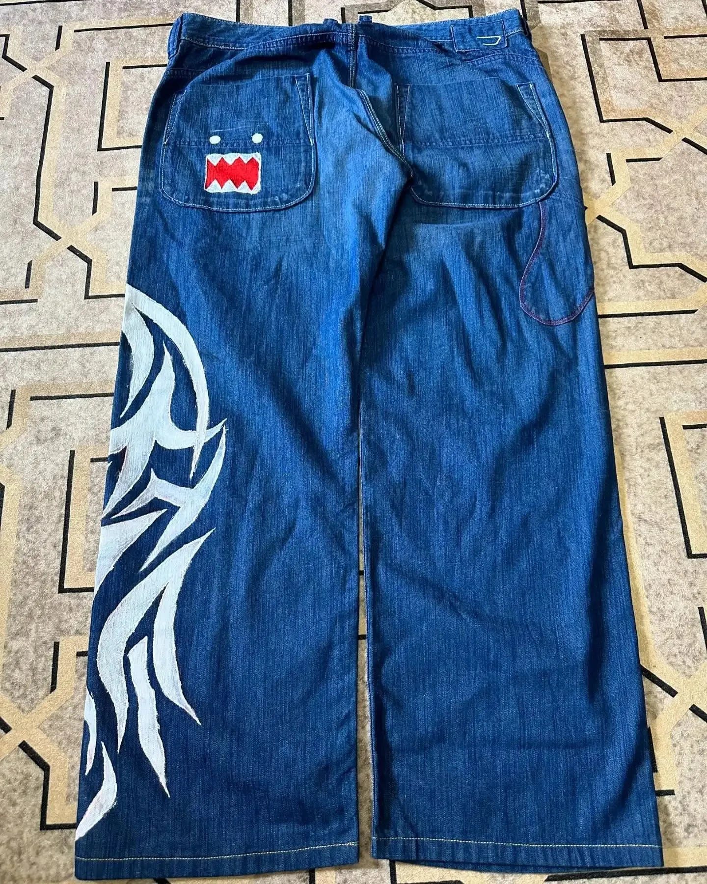 Y2k Dark Wash Baggy Jeans Men Shark Mouth Pocket Print White Tribal Flame Side Graphic Harajuku Wide Leg Hip Hop Denim Trousers