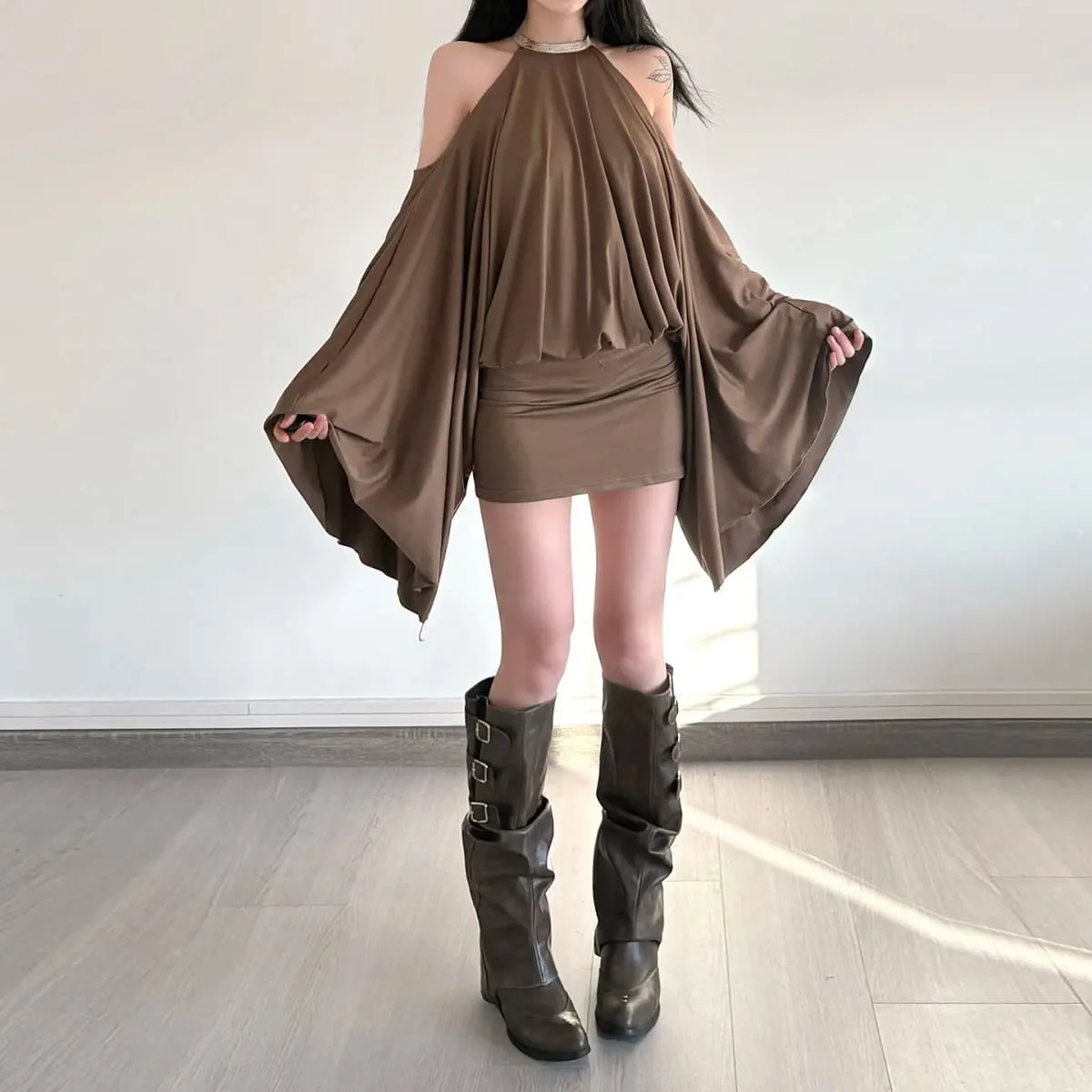 New European and American hot girl style strapless backpack hip sexy loose bat sleeve dress design halter neck skirt