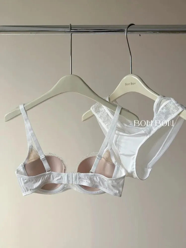 French Style Delicate Lace Lingerie Set Push Up Bra Minimise Bust Supportive Sexy for Large Breasts Full Cup 2 Piece Set