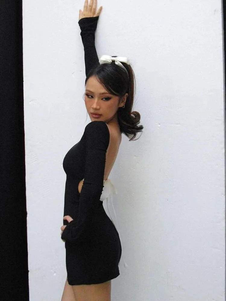 Robe moulante Sexy dos nu pour femmes, tenue De Club, avec nœud papillon, manches longues, Streetwear, noire, une pièce, vêtements Y2k