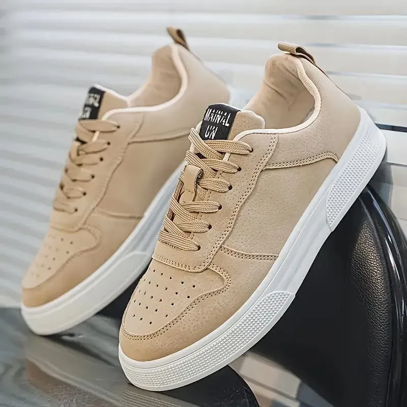 1 Pair Sports Casual Skateboarding Shoes Comfortable and Fashionable With a Snug Upper That Fits the Foot and a Slip-Resistant
