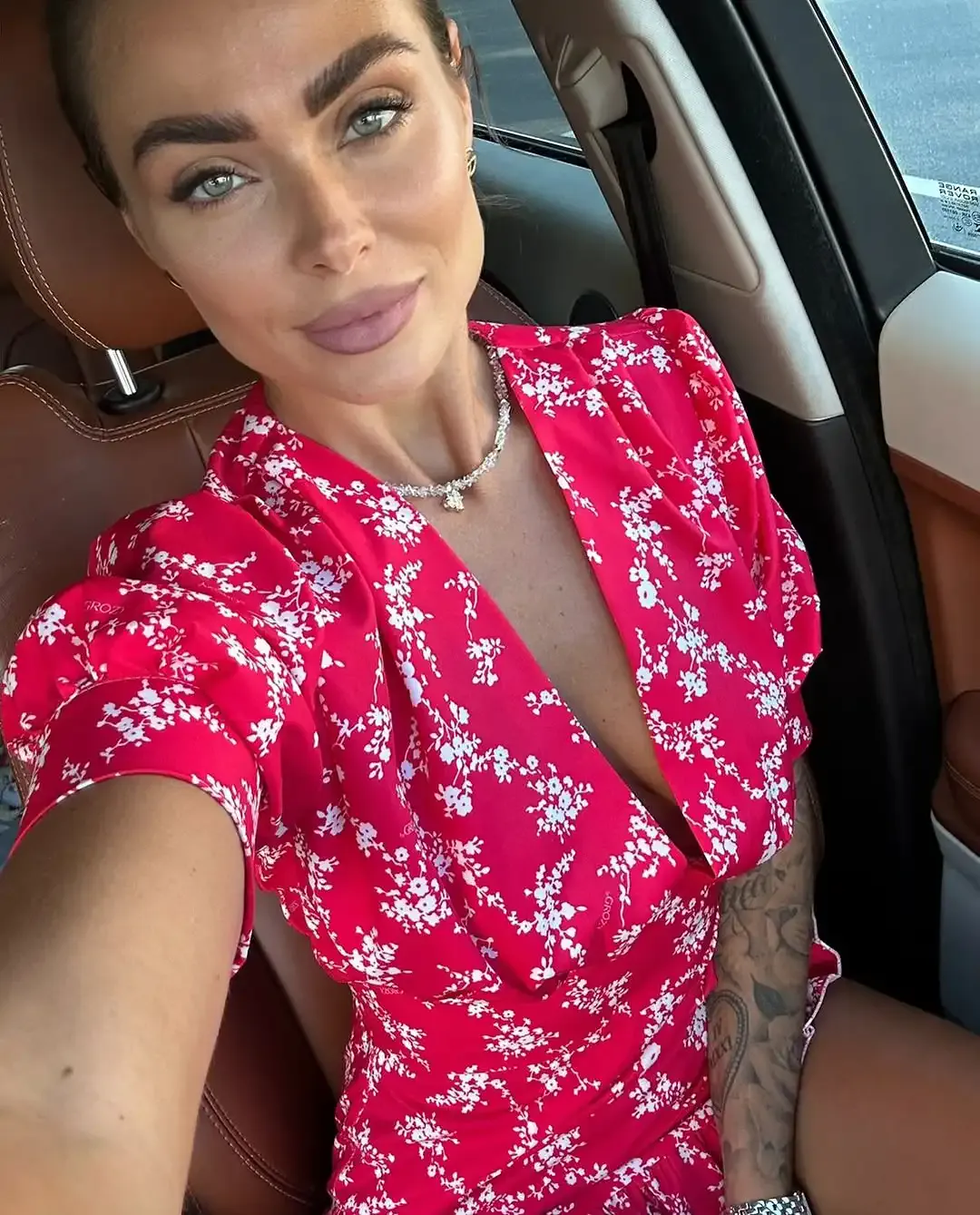 Women Rose Floral Print Mini Dress Fashion V-neck Puff Sleeve Waistband Ruffle Hem Casual Dresses 2026 Summer Lady Holiday Gowns