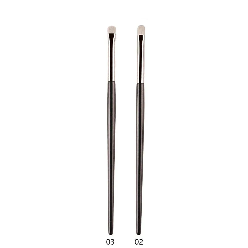 1 Buah Kuas Makeup Eyeshadow Rambut Kuda Poni Putih Detail Lipatan Presisi Noda Kecil Kuas Rias Eye Shadow Bevel Liner Bibir