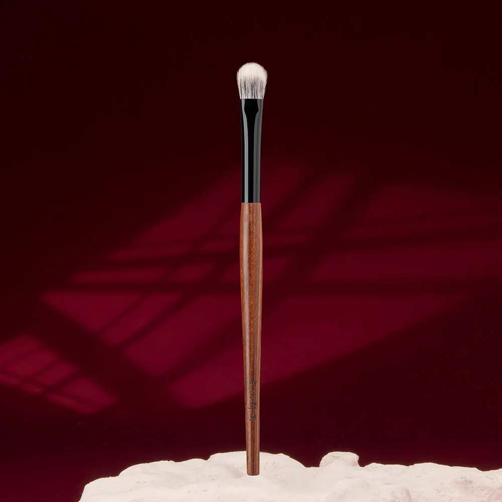 CL129 Soft Saikoho Goat Hair Medium Eye Shadow Brush African Rosewood Handle Makeup Brush Professional Handmade Makeup Brushes
