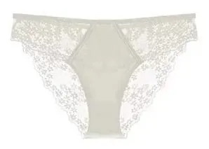 Sexy French Lace Gathered Cup Bra Set Semi Cup Design For Petite Women Lightweight Breathable Comfort Lingerie Set Sizes 32-38