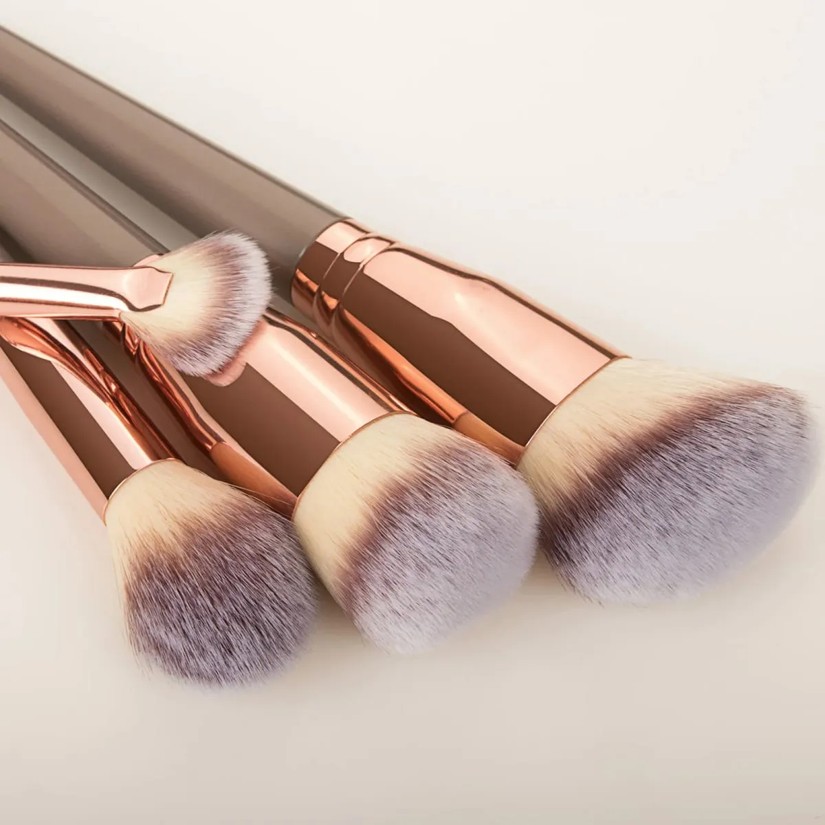 15Pcs Makeup Brushes Set with Storage Bag Soft Bristle Face Eye Brush Kit For Foundation Blush Eyeshadow Eyebrow Cosmetic Tools