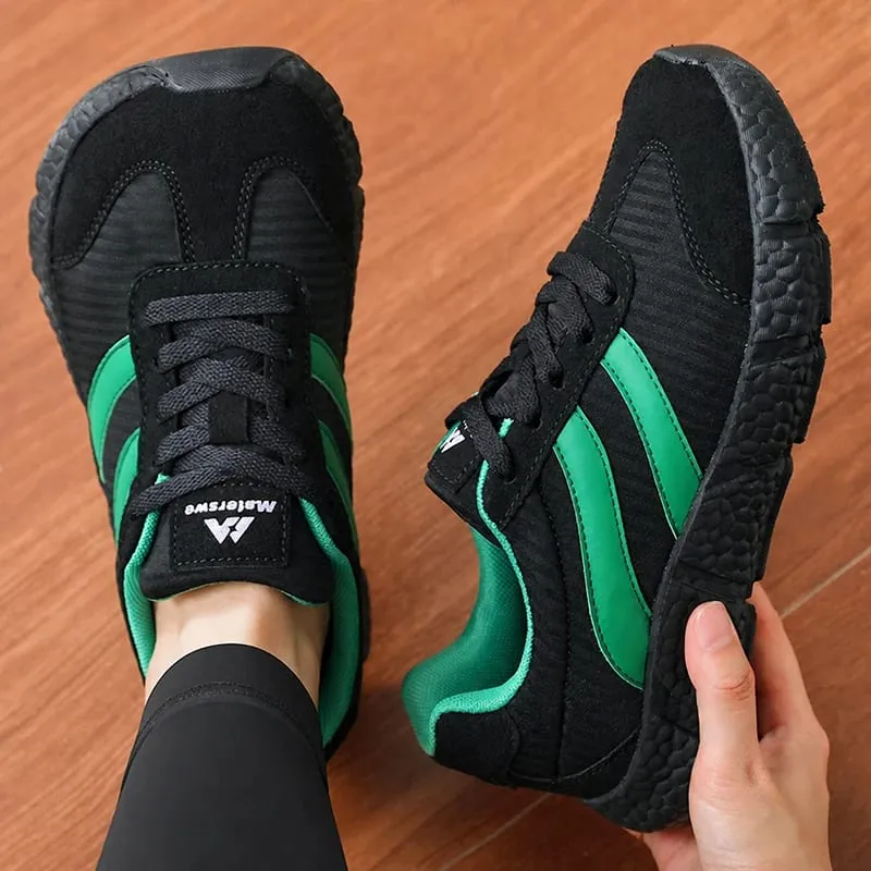 Unisex EVA Soft Sole Running Shoes Lightweight Vintage Casual Sneakers Big Size Breathable Wear Resistant Walking Tennis Shoes
