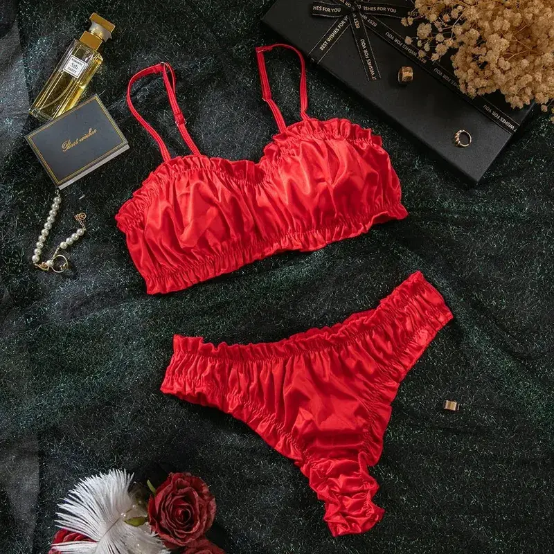 Ensemble de Lingerie froncé minimaliste, soutien-gorge et culotte Sexy de couleur unie, confortable, à porter au quotidien, sous-vêtements pour femmes, Style INS, ensemble de soutien-gorge élégant