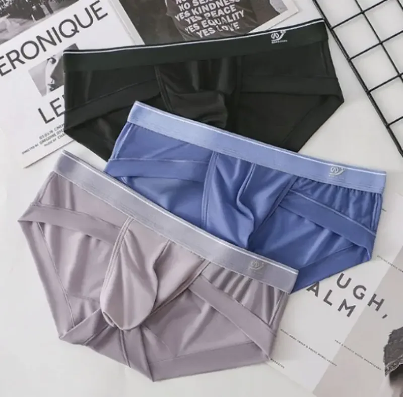 Slip da uomo Custodia 3D traspirante Intimo bikini da uomo leggero Morbido e confortevole Triangolo elastico ad asciugatura rapida per l'estate