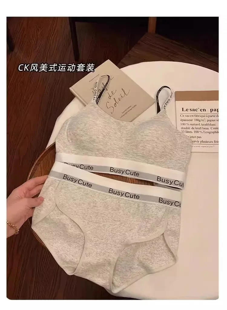 Sports Style Thin Underwear Set with a Collection of Accessory Breasts No Steel Ring Underwear And Two-Piece Underwear