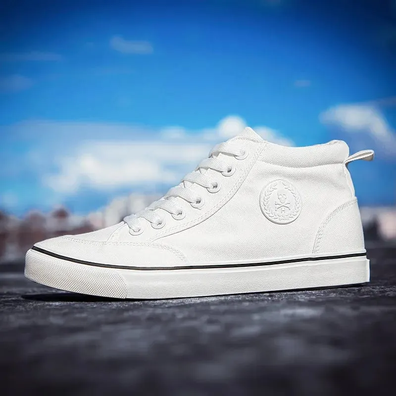 Herren-High-Top-Sneaker aus Segeltuch, Slip-on-Schnürschuhe, lässig, ganz in Schwarz, Basic-Skateschuhe für Studenten, flache Sohle, bequeme Sportschuhe
