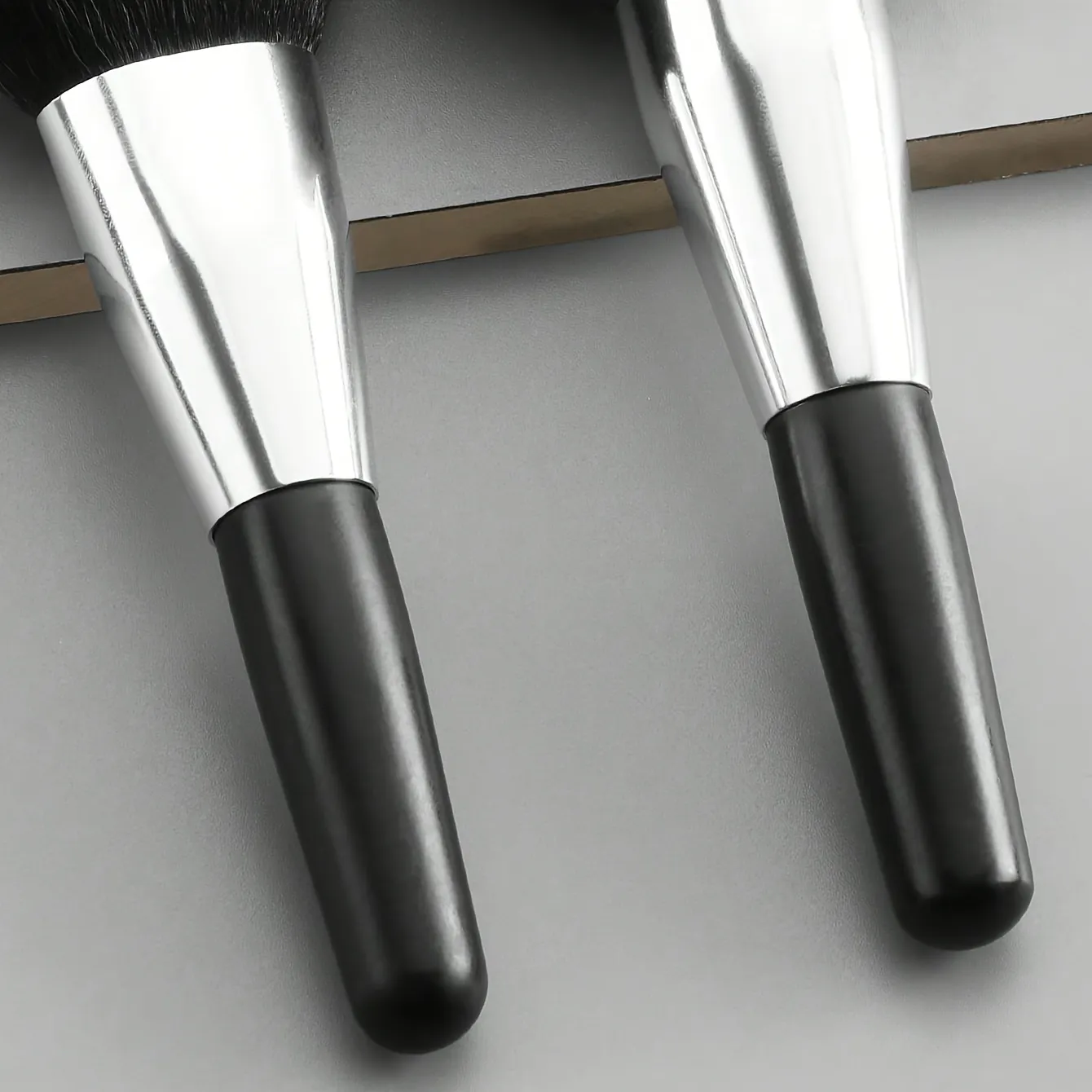 2PCS Travel Makeup Brushes - Powder & Blush Brush Set with Portable Case Vegan Nylon Bristles for On-The-Go Beauty