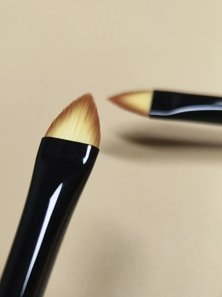 Triangle Concealer Makeup Brush Cosmetic Liquid Foundation Contour Cream Beauty Brushes Face Make Up Tools