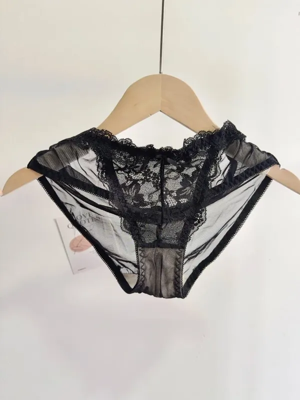 Ladies Front Fastening Lace Lingerie Set Wirefree Push Up Bra Thinly Lined Delicate Straps Comfort Sexy Everyday Underwear Set