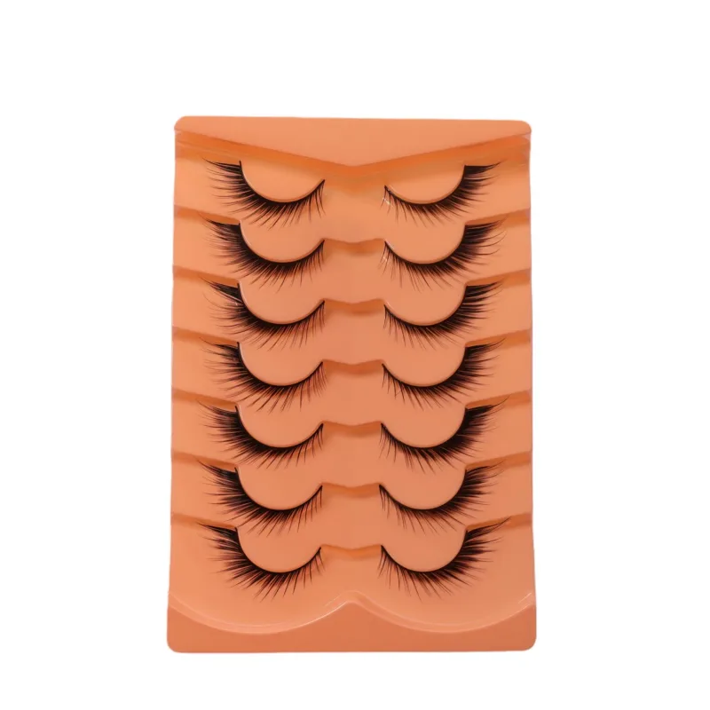 7 pairs of cat’s eye/fox eye falsie lashes one-piece design thick curled soft 3D fluffy mink lashes.