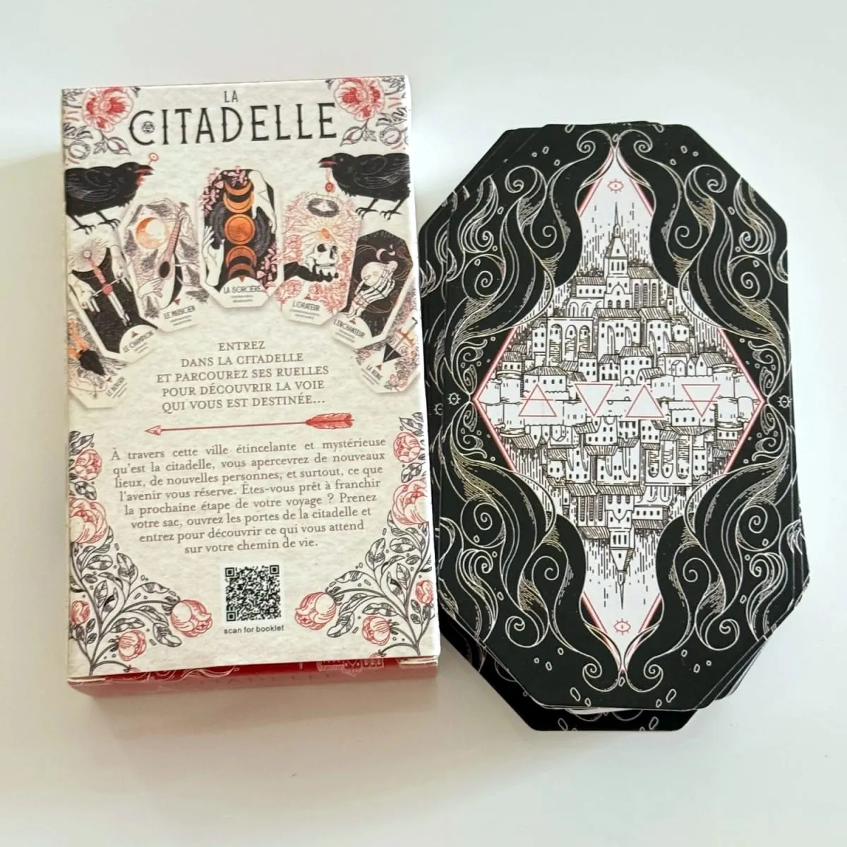 The Citadel A Fantasy Oracle Deck versión francesa Tarot Card juego de entretenimiento para fiesta familiar juego de mesa cartas de oráculo