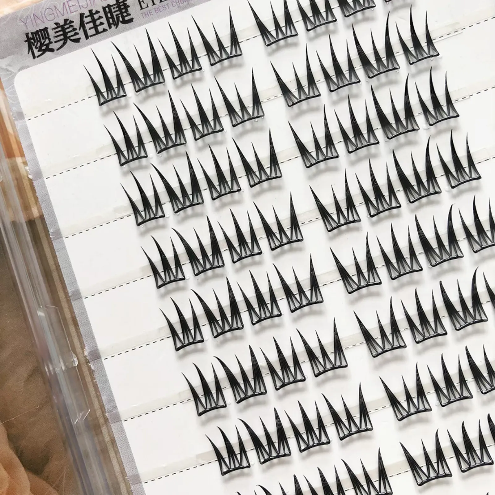 Fluffy Volume False Eyelash Extensions V-shaped Natural Curl Large Capacity Fake Lashes Daily Wear Perfect Eye Makeup For Women — image 5