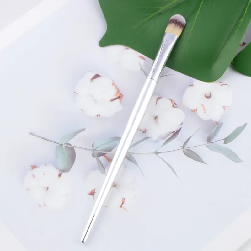 1pc Pro Makeup brushes Complexion Powder Angled Essential Concealer All over Eye shadow smudge Gel liner brow Make up brush IT