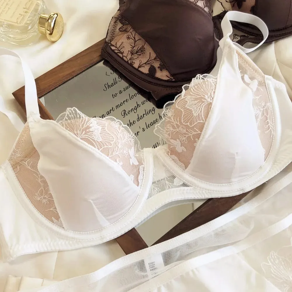 French Sexy Vintage Lace Lingerie Set Soft Underwire Gathering Small Bust Slim Bra upward Lift Pure and Desireful Bra 34-40