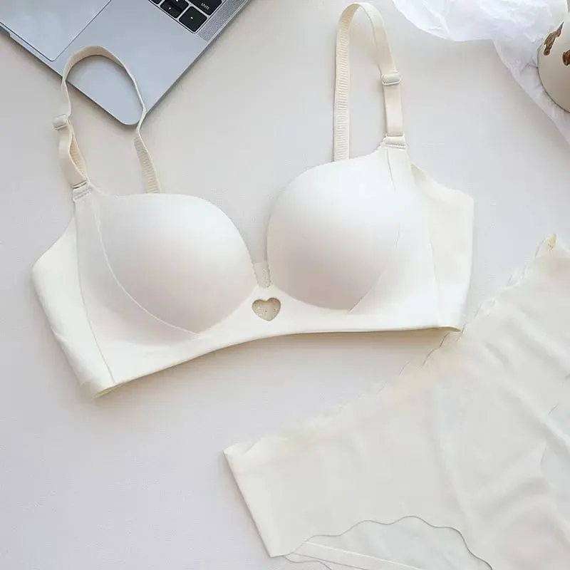 Sexy Heart-Shaped Hollow-Out Push-Up Lingerie Set Seamless Anti-Sagging Small Breast Gathering Without Underwire Bra Set