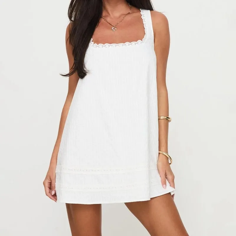 Maemukilabe Women Lace Trim Mini Cami Dress Spaghetti Strap Square Neck Short Dress Boho Loose Flowy Backless Babydoll Dresses
