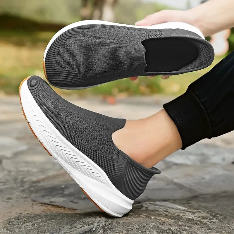 Slip on Wide Toe Men Barefoot Shoes Outdoor Casual Sneakers Breathable Lightweight Walking Running Shoes Zero Soles Sport Shoes