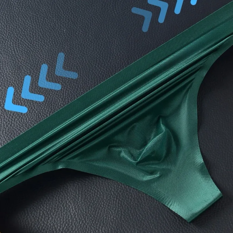 Men Seamless Ice Silk G-String Underwear 3D Bulge Pouch Low-rise T-Back Thongs Low Rise Men Bikini Briefs U Pouch Lingerie