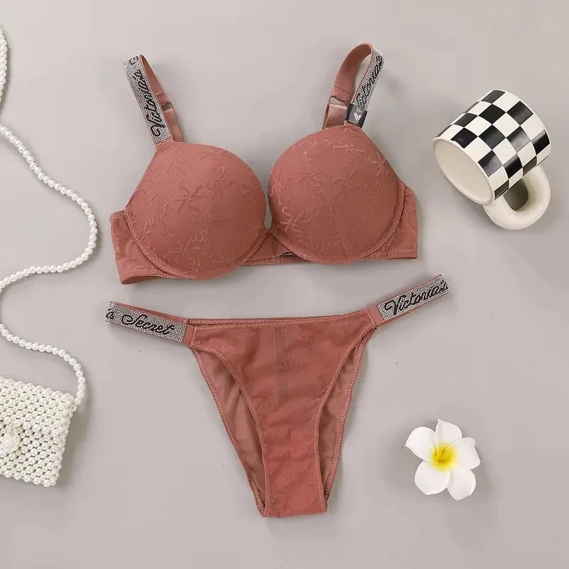 New Bra Panty Set Women Lace Push Up Bralette Seamless Comfortable Breathable Lingerie Home Wear Set Lingerie Set Underwear Set