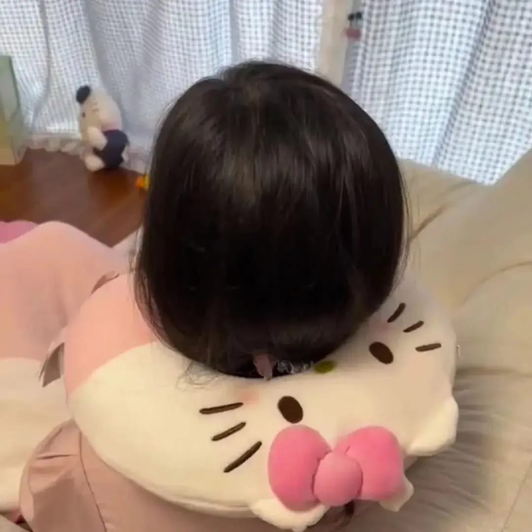 Sanrio Leuke U-vormige Nekkussen Hello Kitty Purin Pochacco Draagbare Dutje Kussen Perfect voor Neksteun Kuromi Knuffel