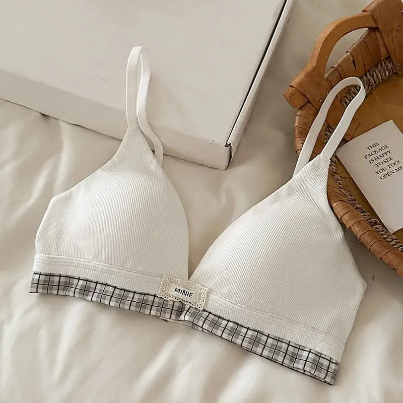 Teen Girls Soft Seamless Wireless Bra Triangle Cup Push Up Thin Padded Small Bust Side Support Anti Sagging Daily Wear