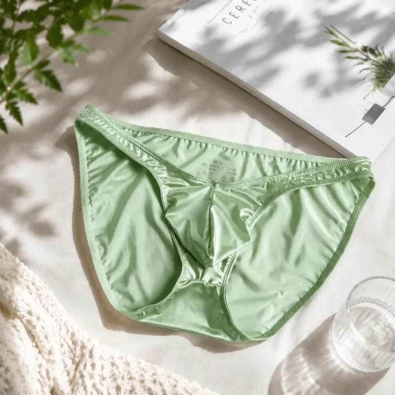 Comfortable Low Waist Men's U-Pouch Underwear Breathable Seamless Satin Silk Briefs Narrow Belt Lingerie Ice Silk Panties Sports