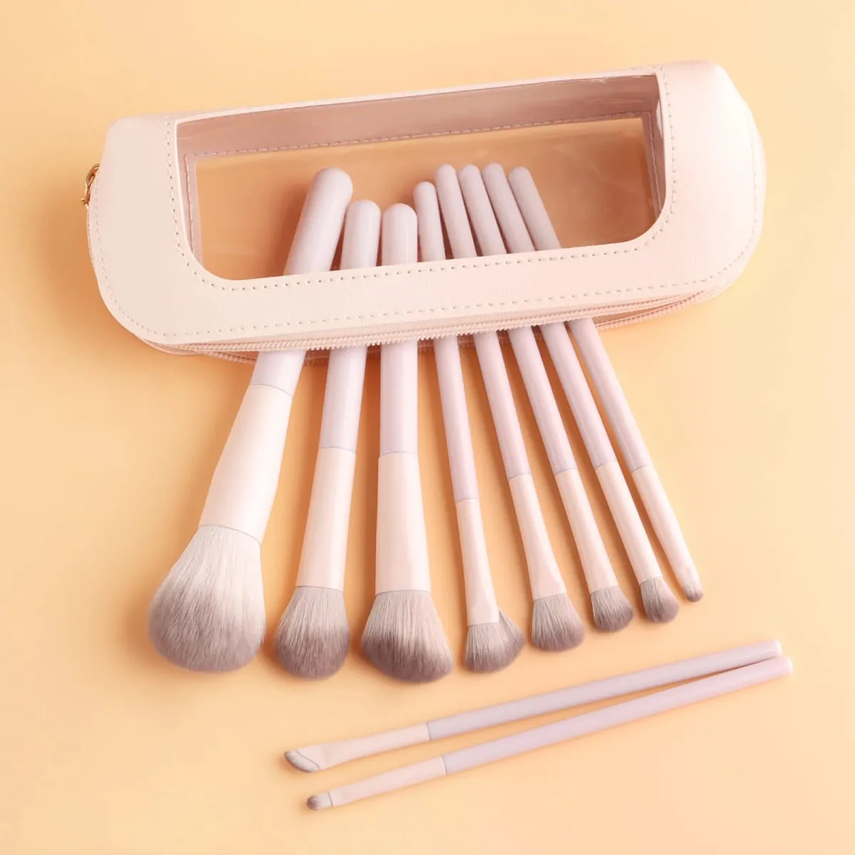 13Pcs Soft Bristle Beige Makeup Brushes with Large Round Powder Brush Detail Eyeshadow Brush Nose Shadow Brush + Storage Bag S