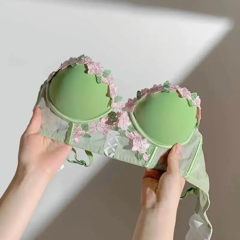 Vintage Floral Lingerie Set Cream Lace Bralette Retro Push Up Bra for Small Bust Women Pure & Sensual Embroidered Wireless — image 3