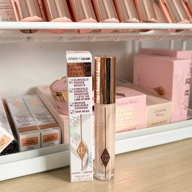 Charlotte CT Lip & Cheek Blush Balm Blush Stick Mat Concealer Flydende let at blande for en jævn naturlig finish Tilbury Makeup Sets