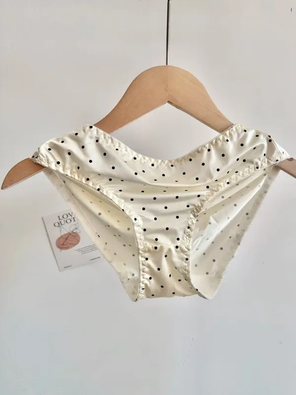 Hot French Lace Push Up Bra Polka Dot Small Chest Shaping Sweet Lingerie Adjustable Strap Soft Comfort Ladies Intimates 32-38