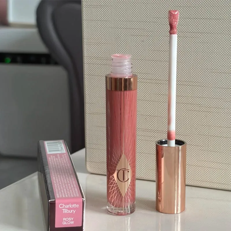 Charlotte Tilbury CT Makeup Set Water Light Collagen Lip Moisturizer Pressed Powder für makelloses Finish Vierfarbiger Lidschatten