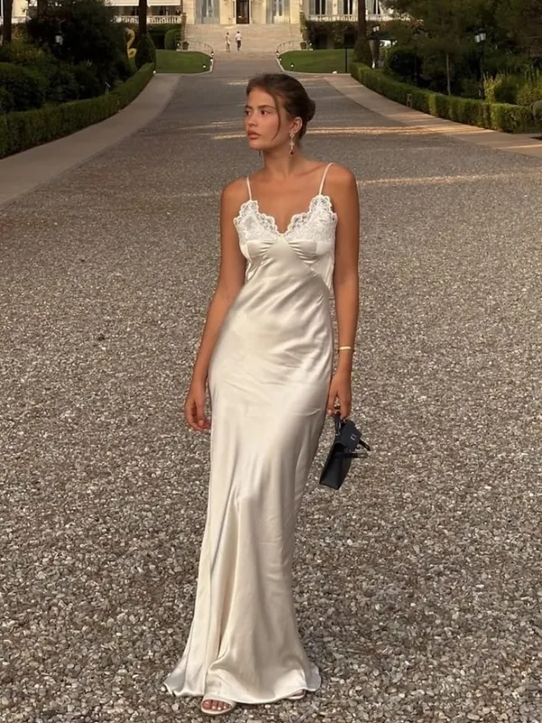 Sexy White Lace Hollow-out Halter Dress Women Chic Sleeveless Off-shoulder Backless Maxi Dresses 2026 Lady Vacation Beach Gowns