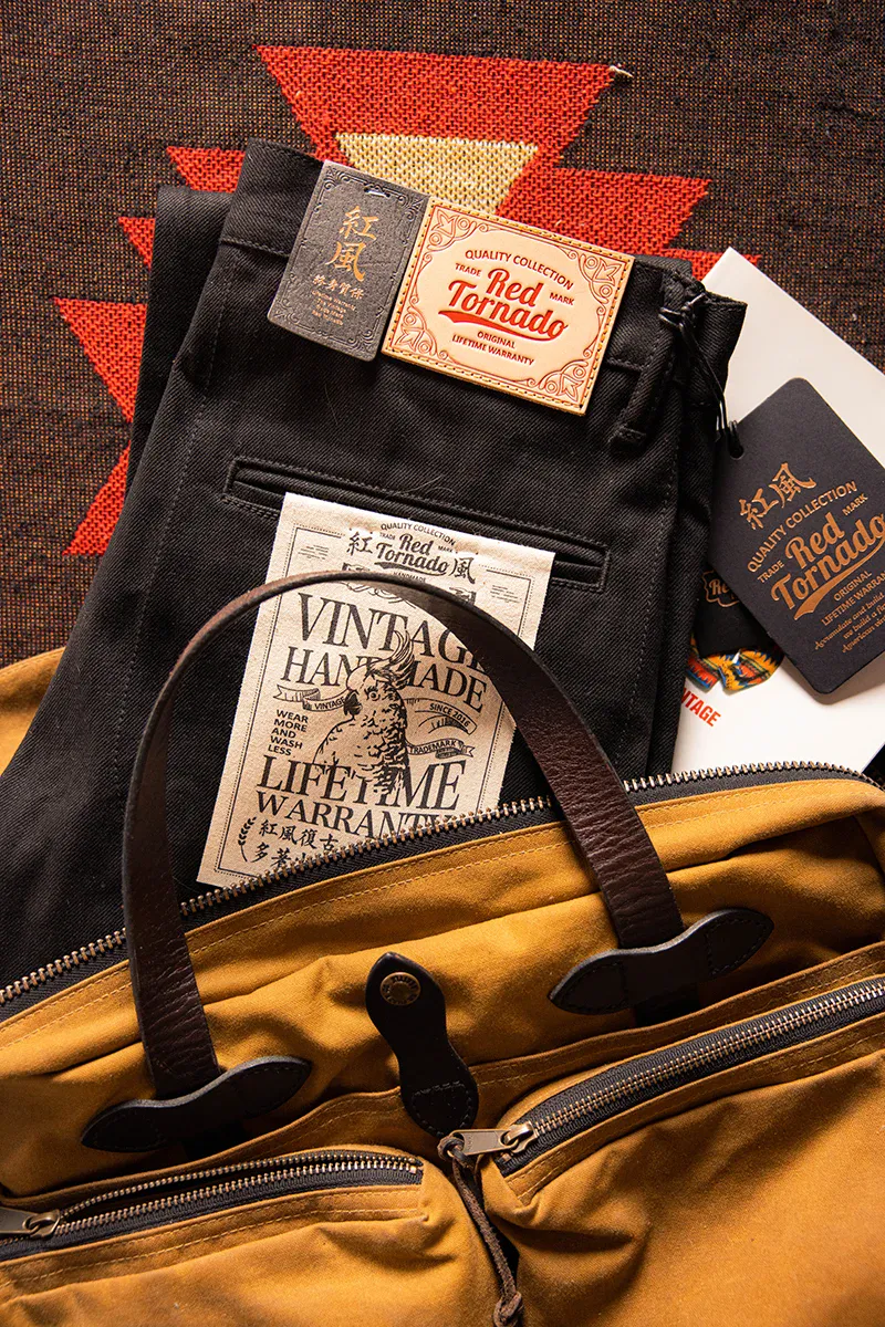 بنطلون جينز رجالي أحمر تورنادو أسود مريح مقاس 14.5 أونصة Selvedge Denim ضابط