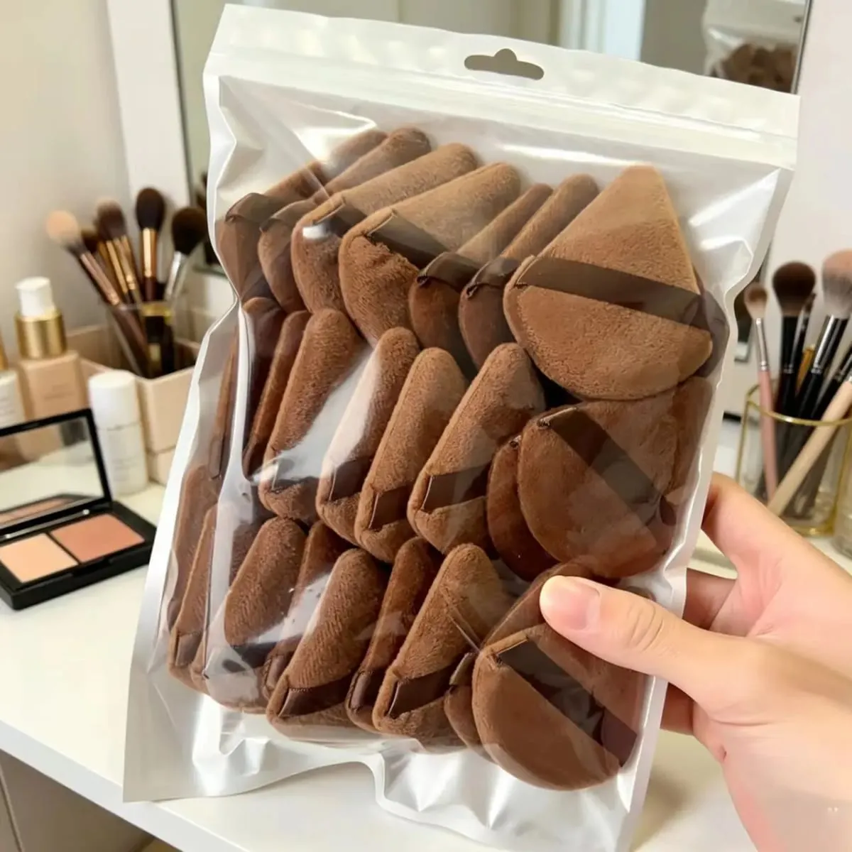 22Pcs Makeup Sponge Set Edge & Corner Detail Blenders Ultra Soft for Liquid Cream & Powder Flawless Foundation Nose Eye