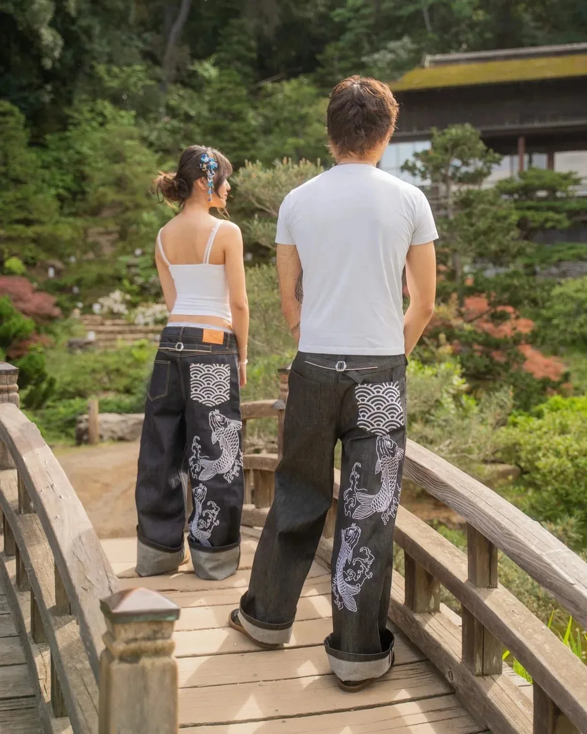 Men Japanese Koi Fish Embroidered Wide Leg Jeans Sukajan Baggy Denim Pants Loose Streetwear Hip Hop Casual Trousers For Male New