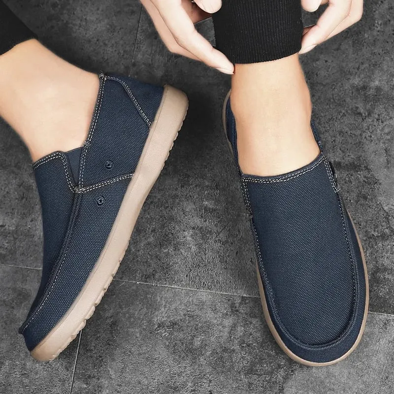Soft Walking Vulcanized Shoes New Casual Male Loafers Outdoor Lightweight Men Flats Fashion Men's Sneakers Slip on Canvas Shoes