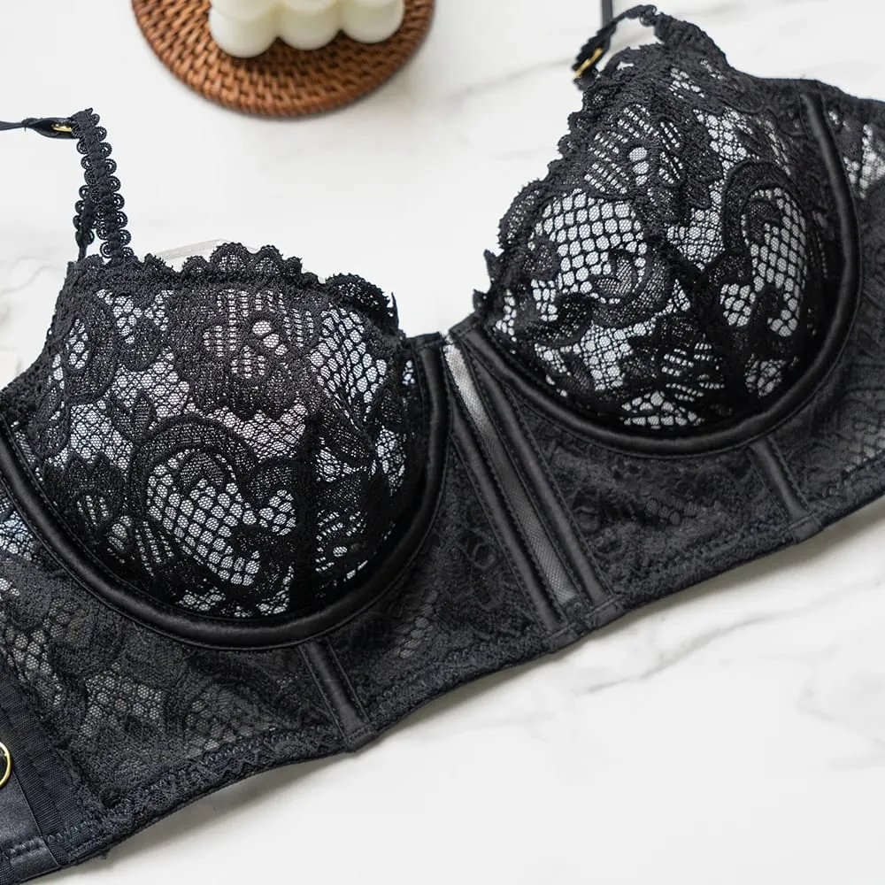 Set di lingerie da donna vintage in pizzo floreale nero con ferretto, reggiseno e slip trasparenti con ferretto, 2 pezzi, dettaglio anello laterale dorato, intimo sotto
