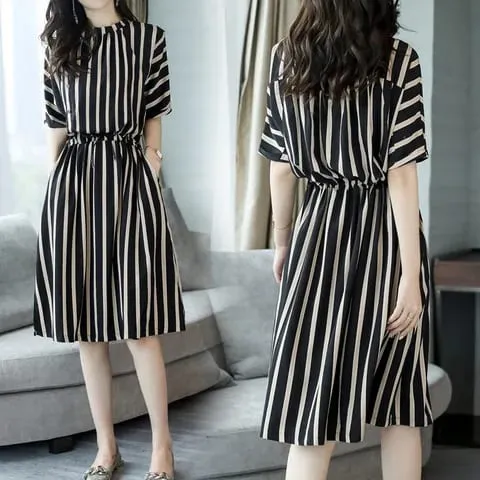 New Women Summer Vertical Stripe Print Dress Lady Waist-Fitting Mid-Length Dress Woman Loose Casual Dress Ladies Outdoor Casual
