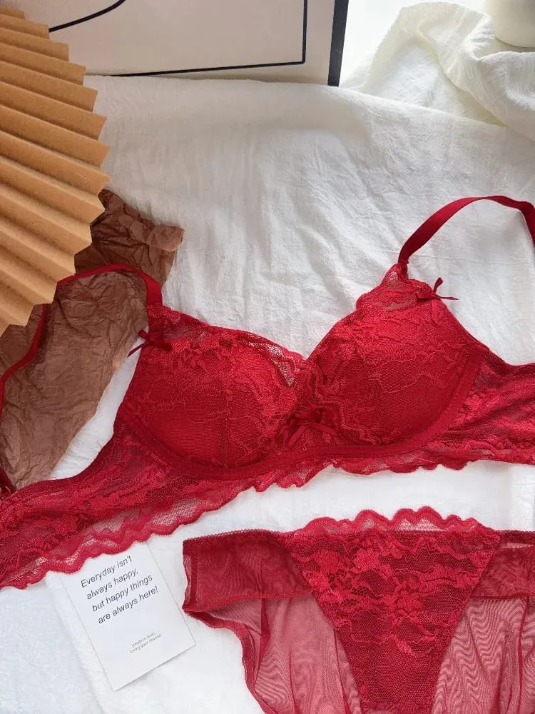 Cute Red Bra and Panty Set Women Comfortable No Wire Push Up Lingerie Sexy Bridal Wedding Lingerie Set Girls Birthday Present