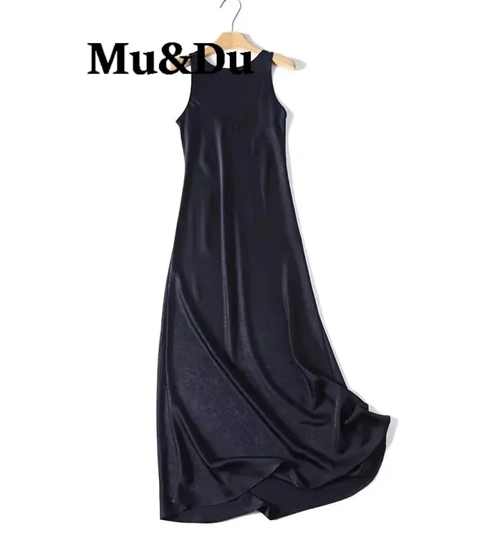 Gaun Panjang Leher Bulat Tanpa Belakang Elegan Fesyen Wanita Gaya Minimalis Berbalut Skirt Tanpa Lengan Gentian Poliester Ulang-alik Bandar