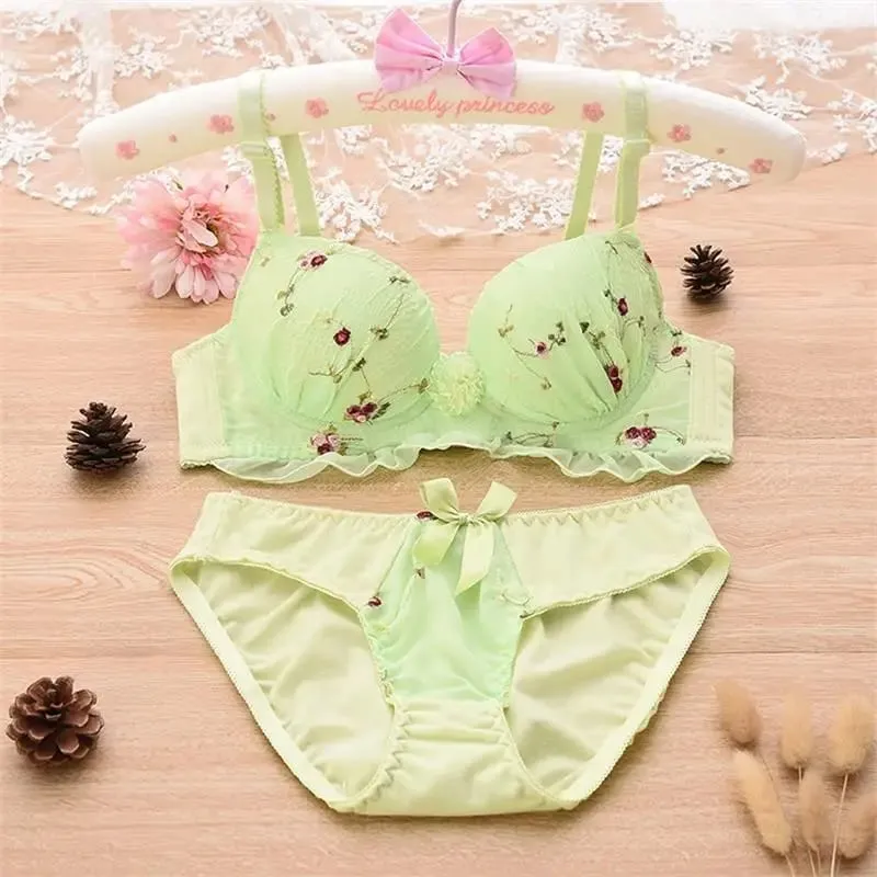 Women Floral Embroidery 2‑Pieces Lingerie Set Underwire Push‑Up Bra With Ruffle Trim Bow Decor Matching Panties Intimates