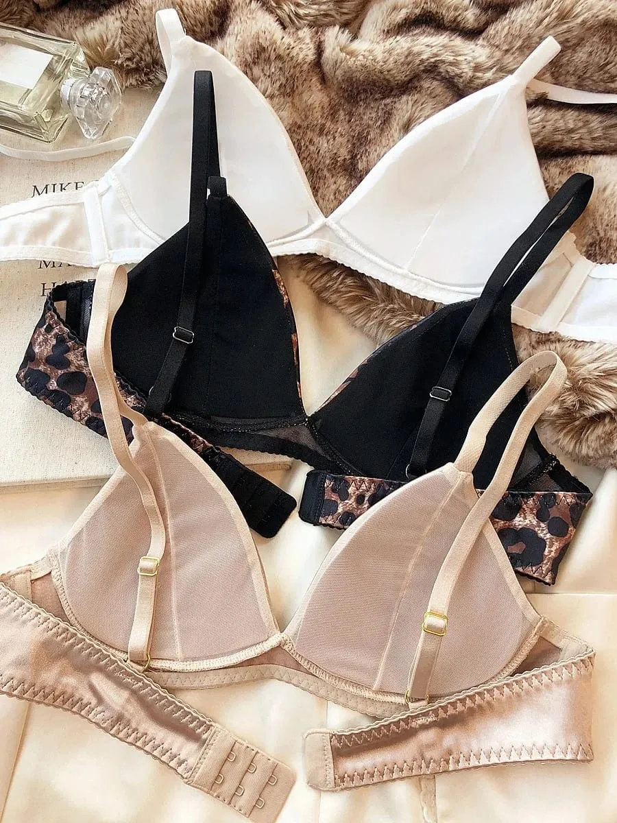 Summer Women Underwear Set Silken Triangle Cup Wireless Bras French Bralette Seamless Intimates Bra and Thong Lingerie Set