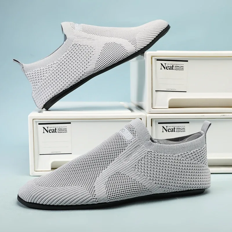 Breathable Men Casual Sneakers Slip-on Magaang Lalaki Walking Shoes Anti-slip Flexible Couple Loafers Summer Soft Footwear