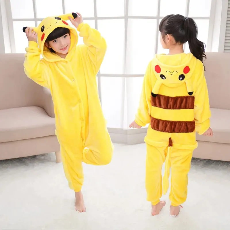 Mosolygós pikachu jelmez fiúknak lányoknak Onesie anime téli pizsama flanel meleg öltöny Pokémon kigurumis
