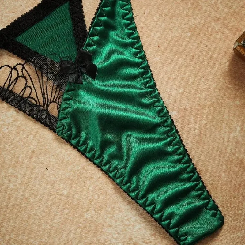 Ultra Sexy Lingerie Set Women Retro Vintage French Satin Splicing Embroidery Bra Thong Panties Erotic Underwear Suit 2026 New